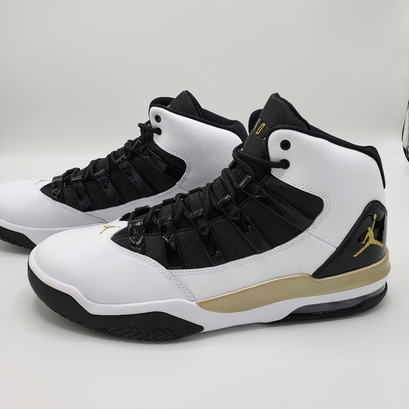 air jordan max aura white